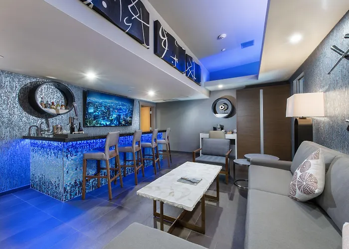 Shade Hotel Manhattan Beach